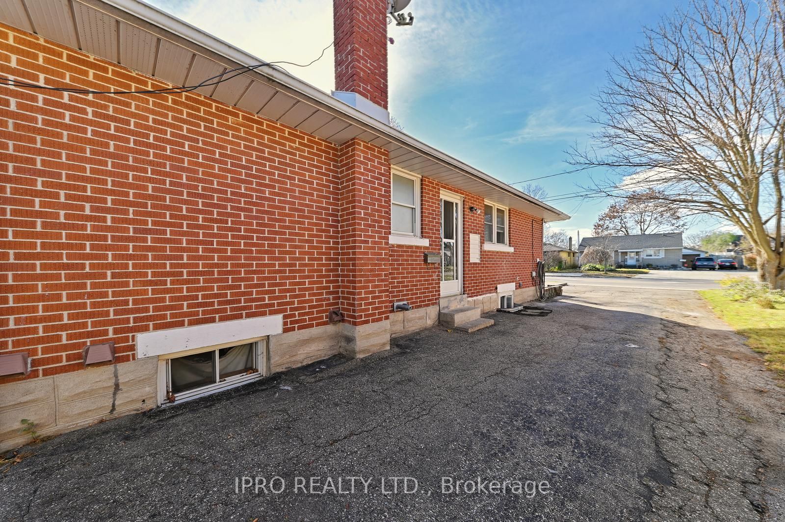 230 Belmont Ave