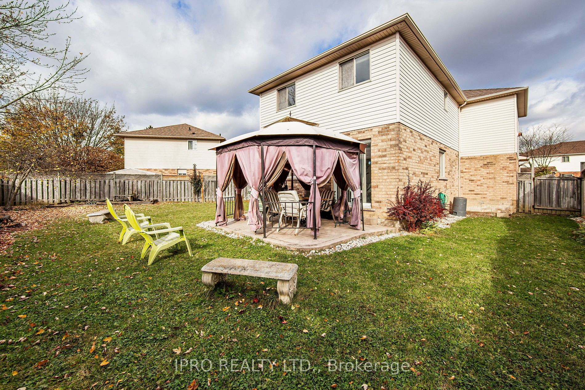 94 Bolzano Dr