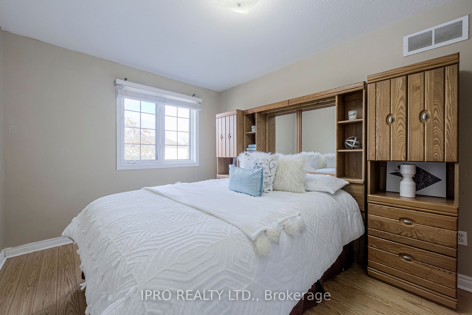 94 Bolzano Dr