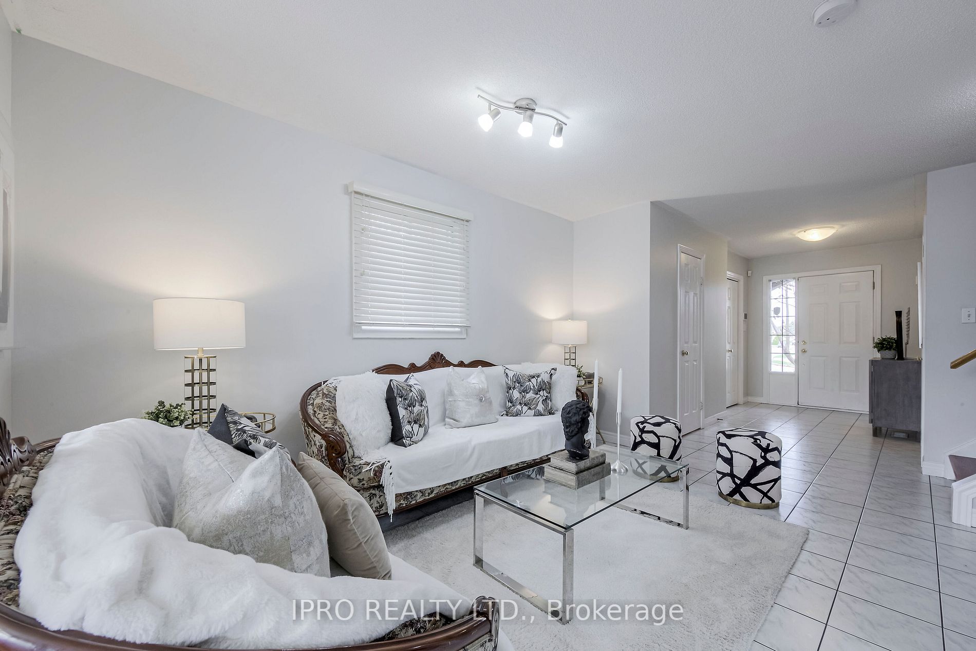 94 Bolzano Dr