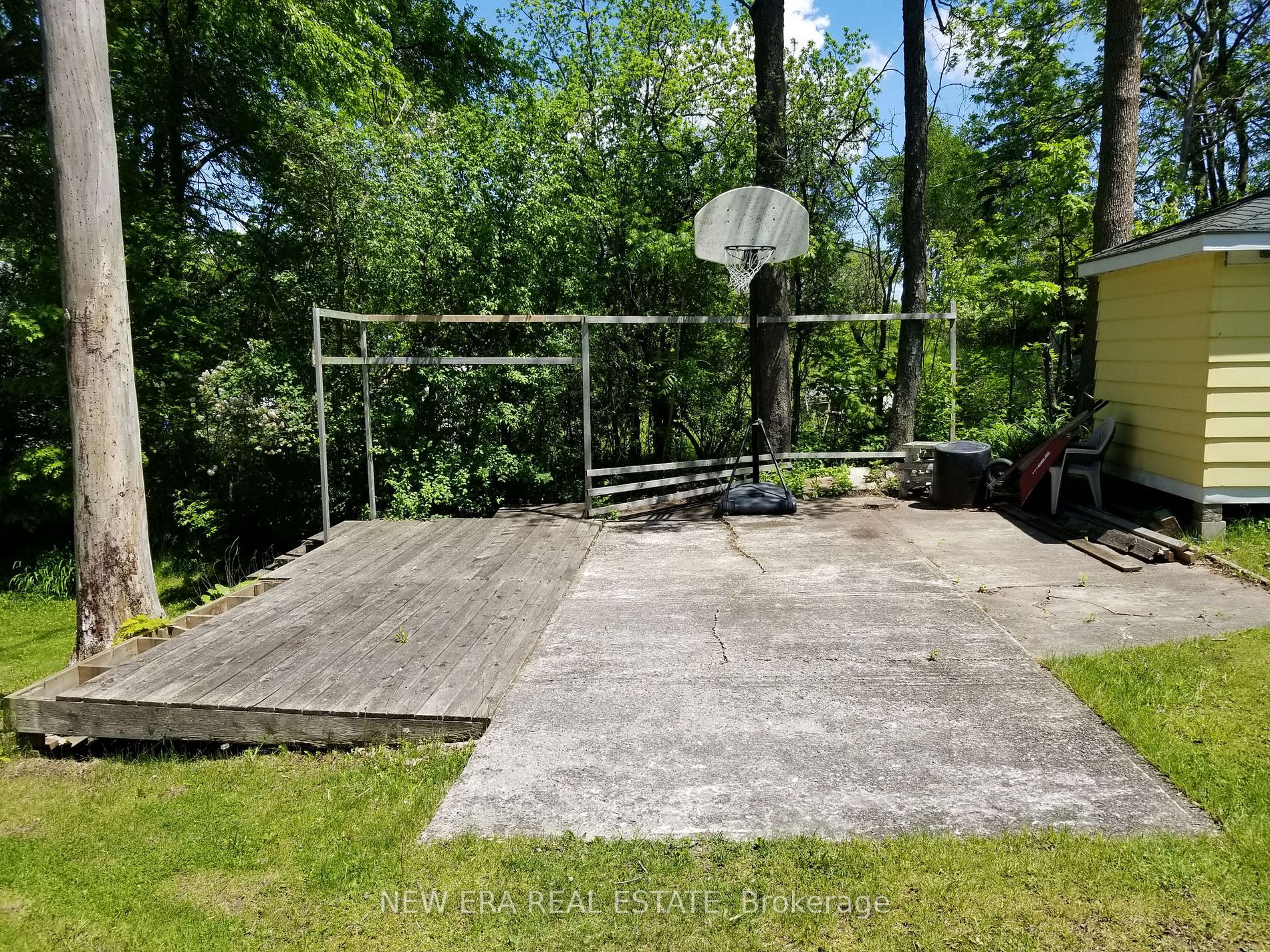1303 South Shore Rd