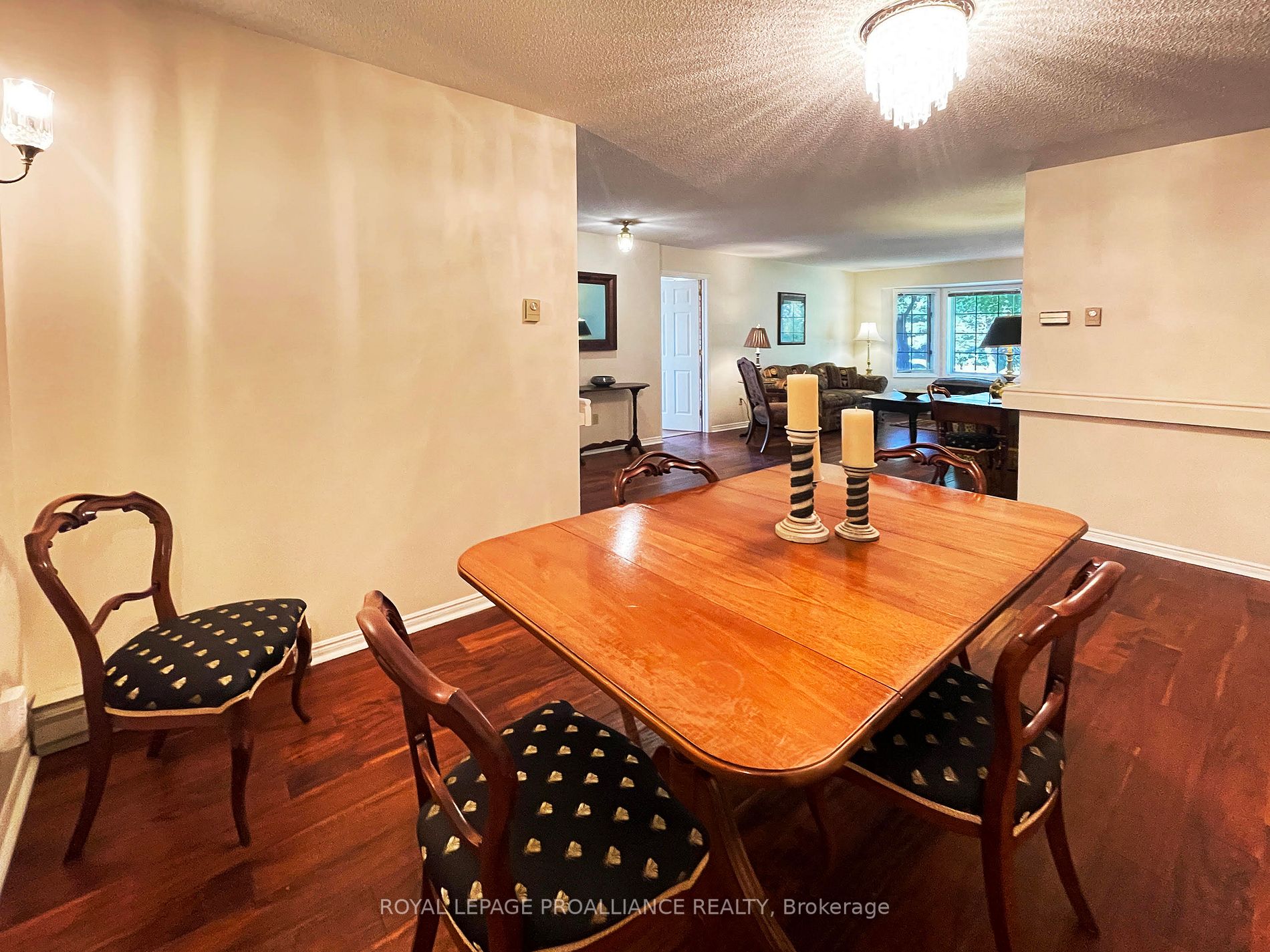 650 Whitaker St, #1