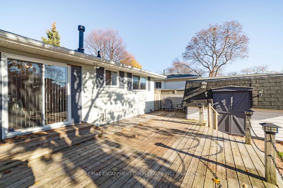 185 Bonaventure Dr