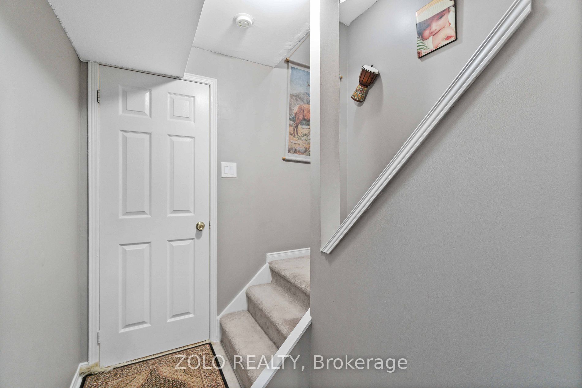 1523 Upper Gage Ave, #3