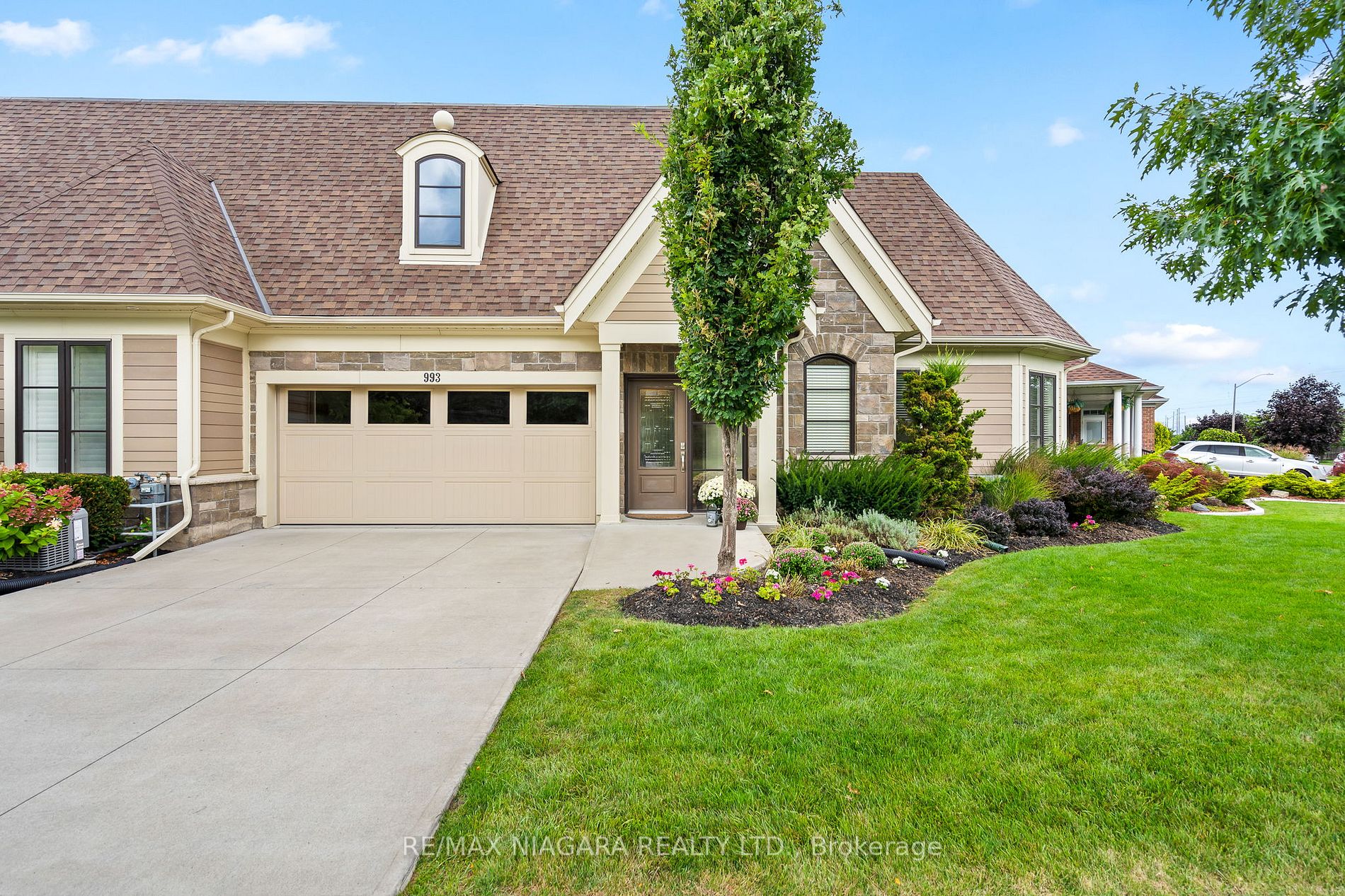 993 Pelham Rd