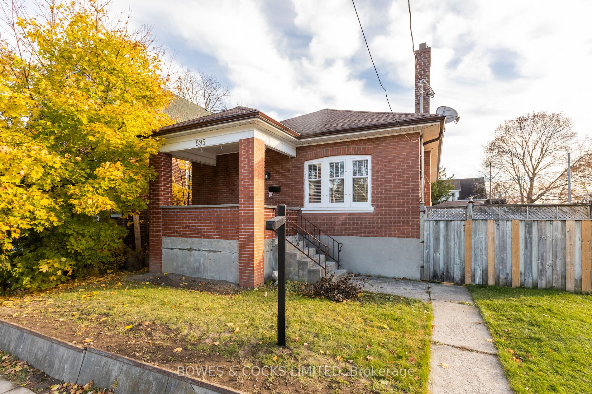 595 Sherbrooke St