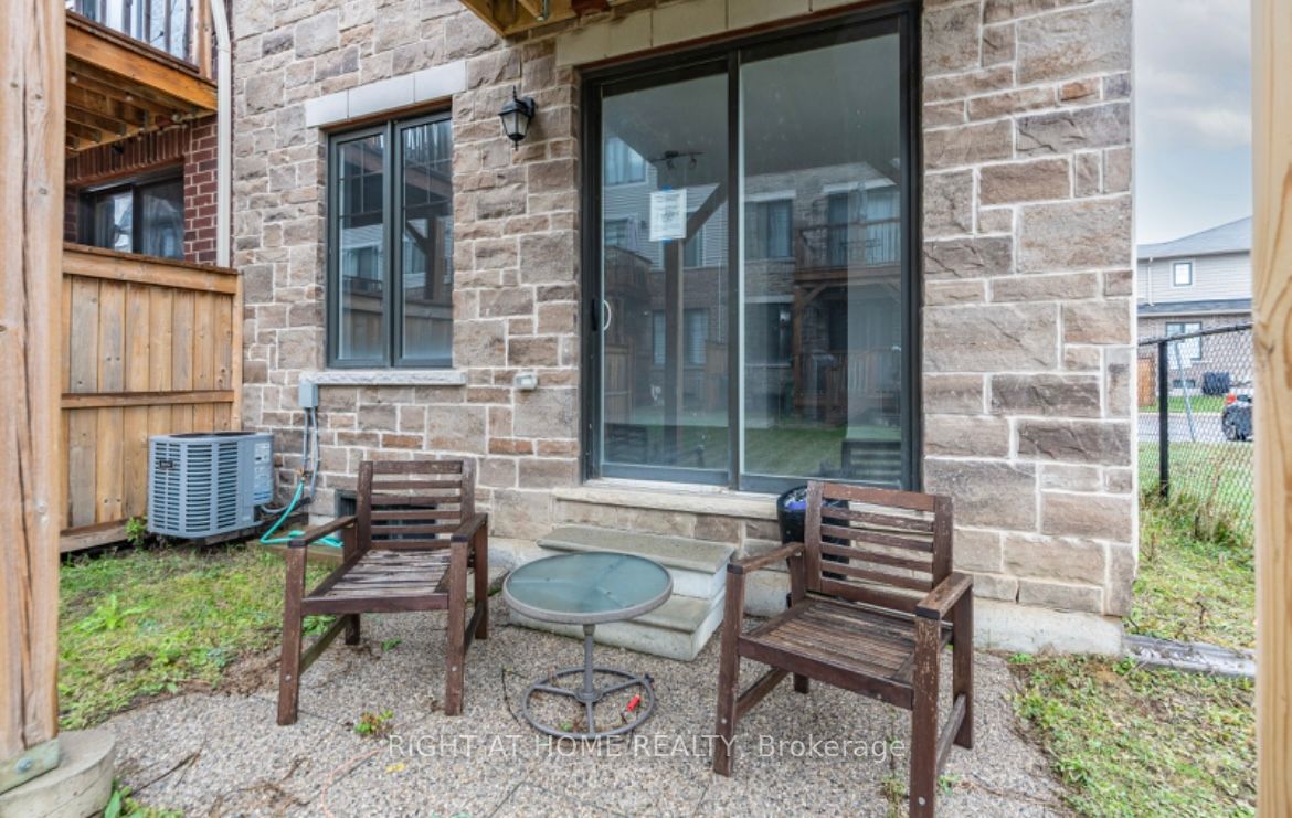 1890 Rymal Rd E, #147