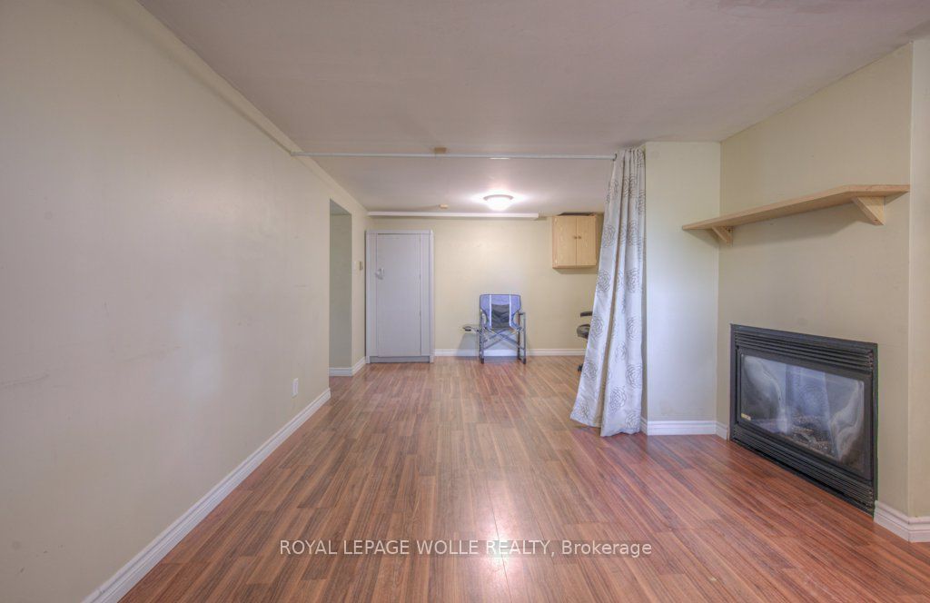 230 Highland Rd W