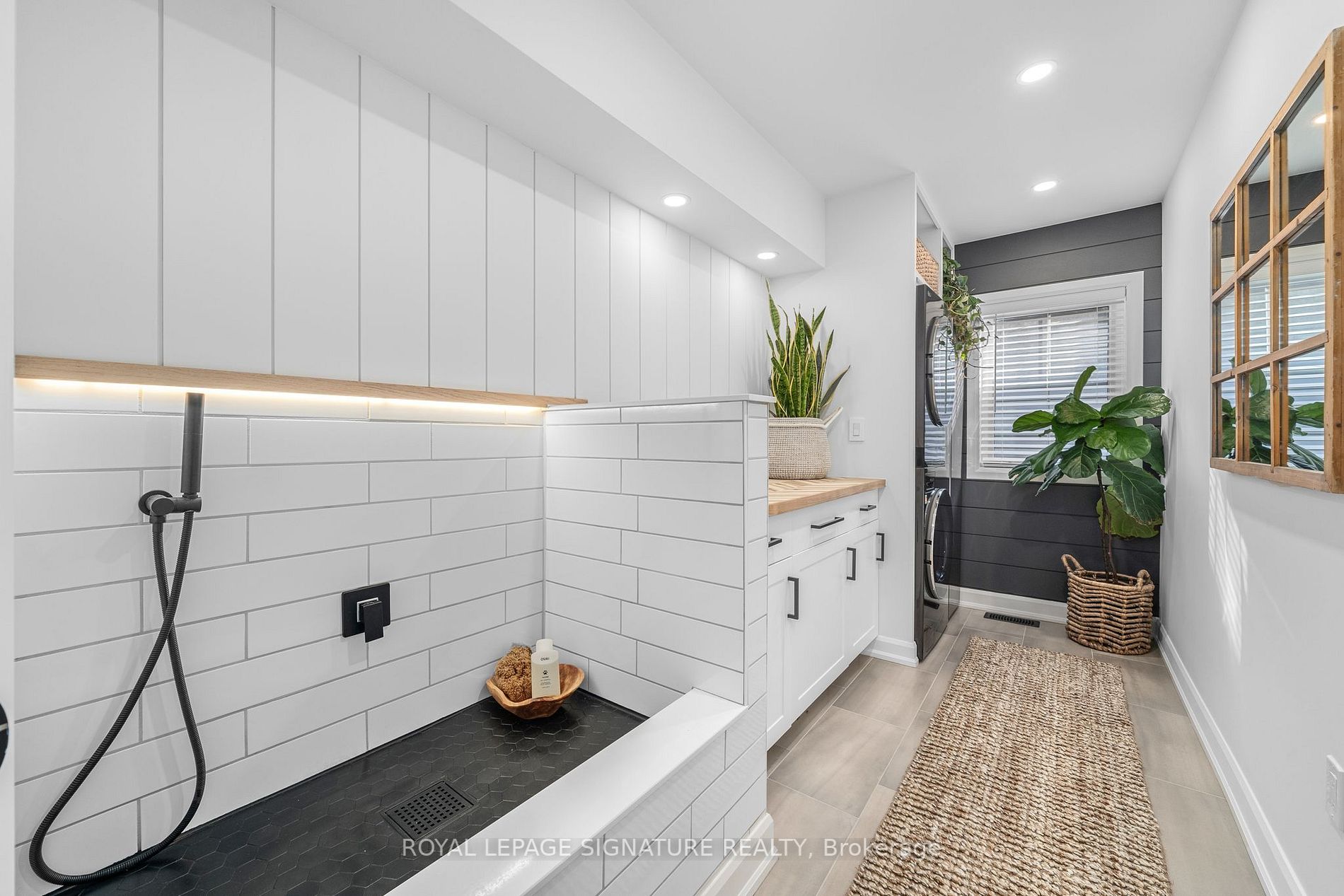 619 Lemay Grve