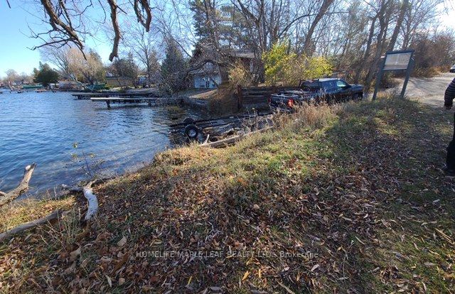 6108 Curtis Point Rd, #50&52