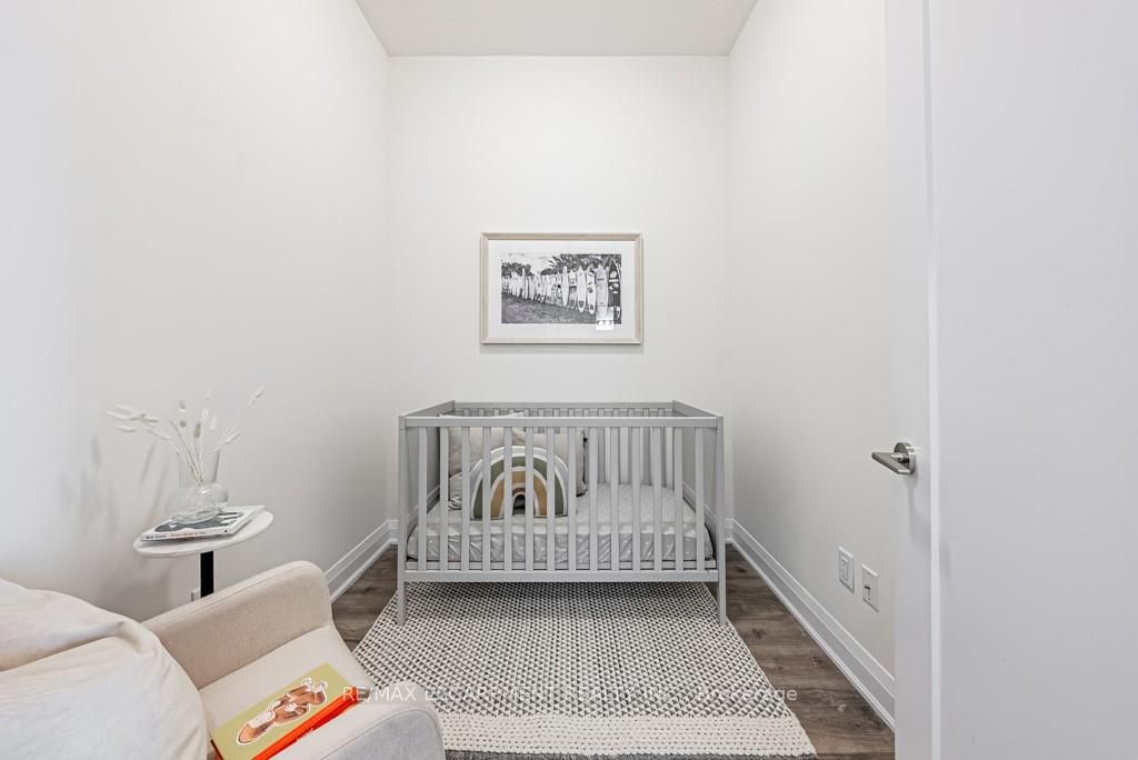 16 Concord Pl, #Ph613