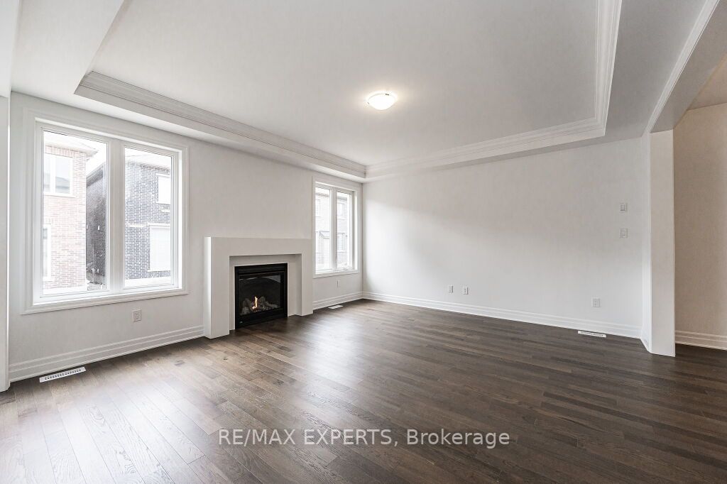 177 Rosenberg Way