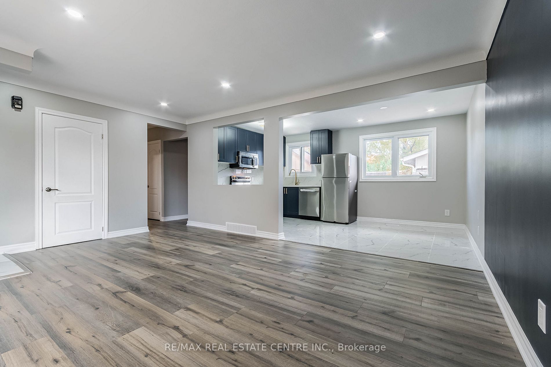 496 Bunting Rd