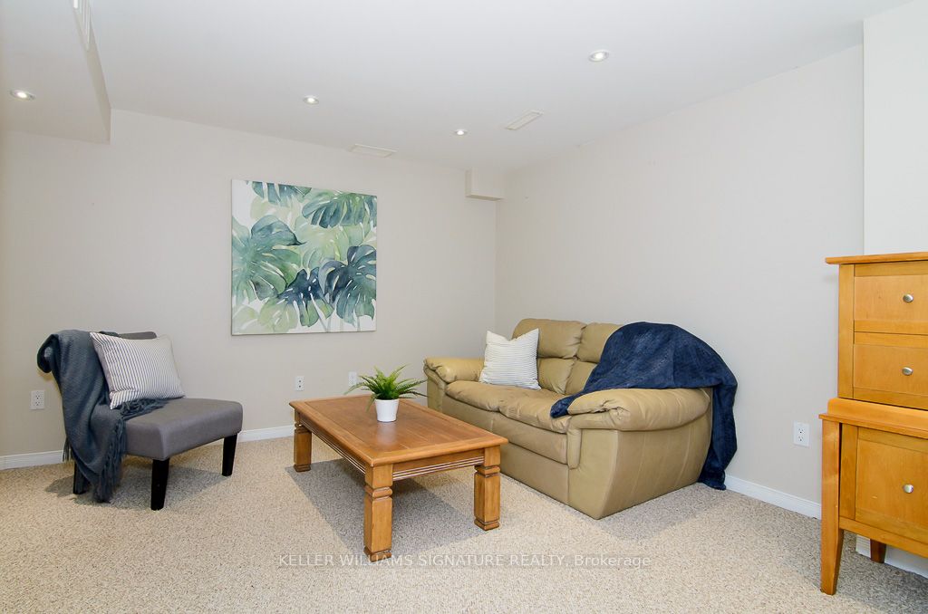76 Frances Ave, #44