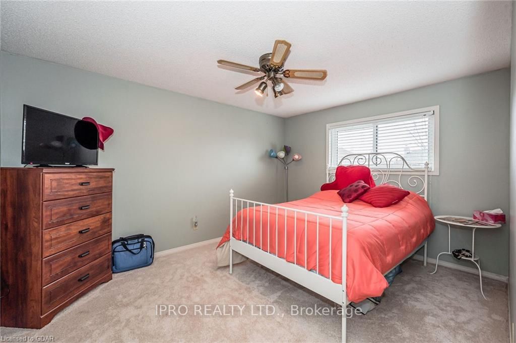 5 Havenwood Crt
