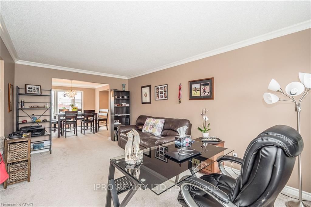 5 Havenwood Crt