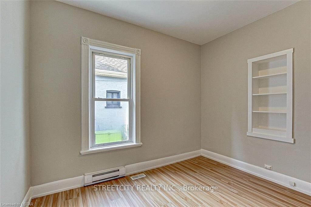 106 High St, #Main
