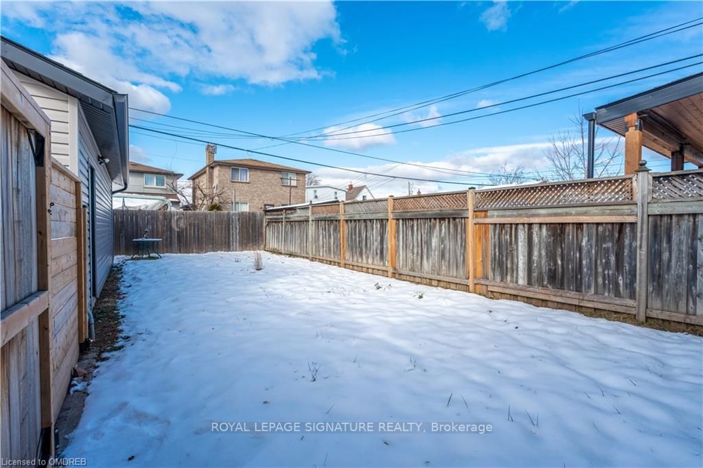 101 Ivon Ave, #Upper