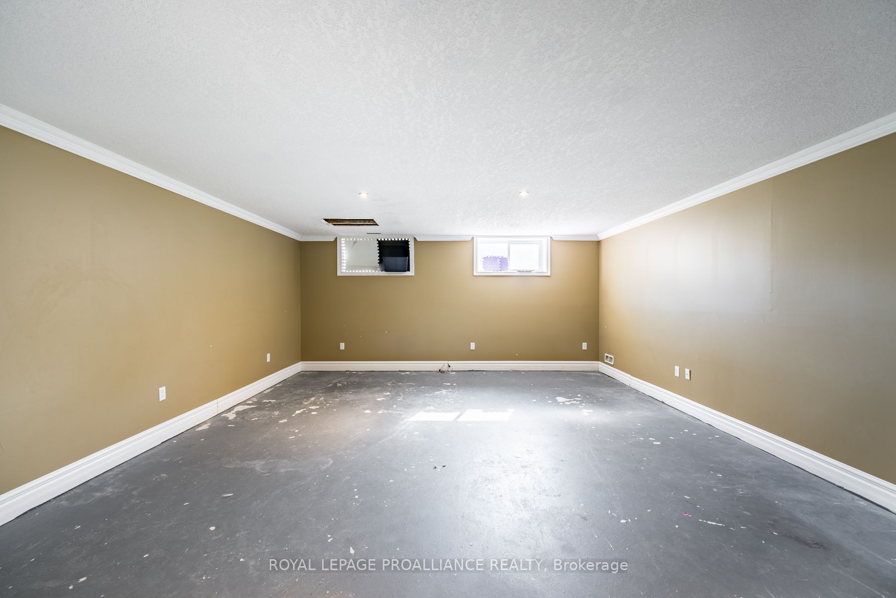 121 Dunk Rd