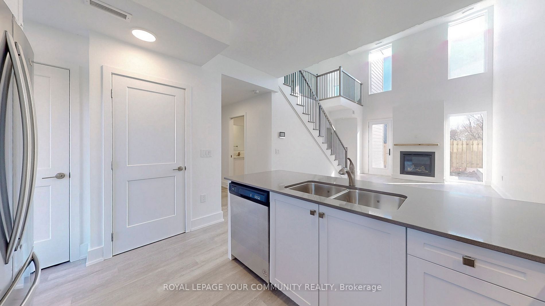 19 West St, #2