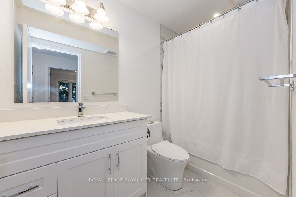 39 Lily Lane, #A
