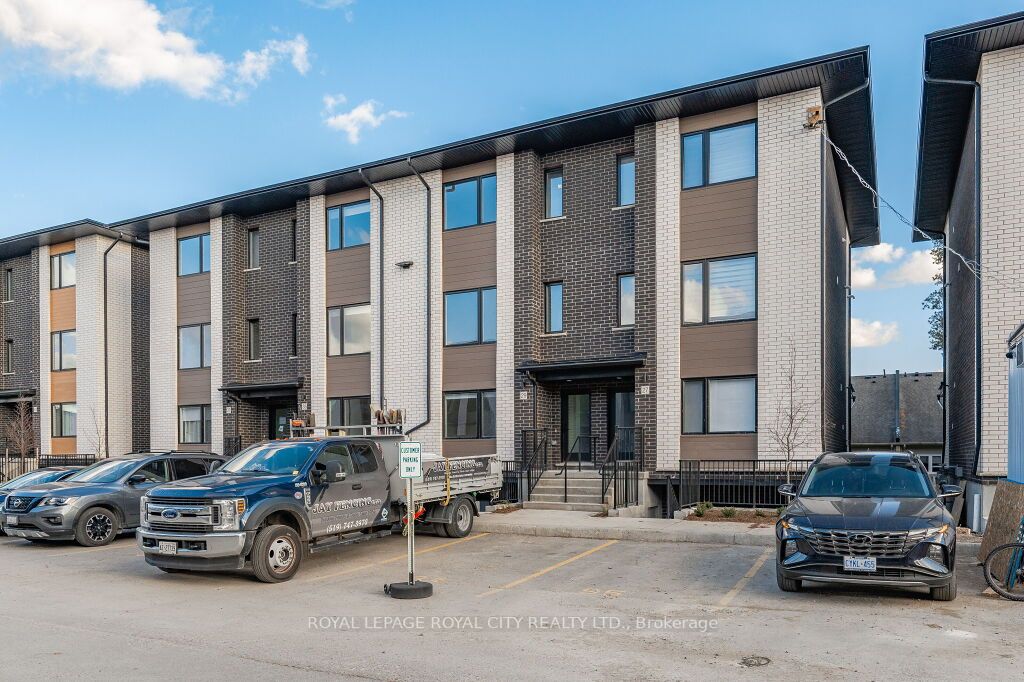 39 Lily Lane, #A