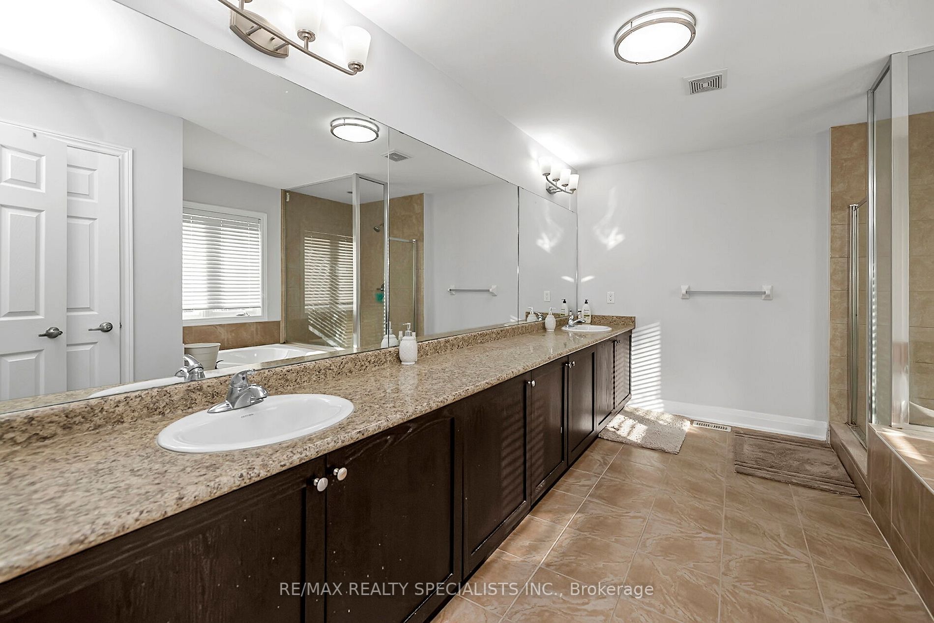 645 Armstrong Rd