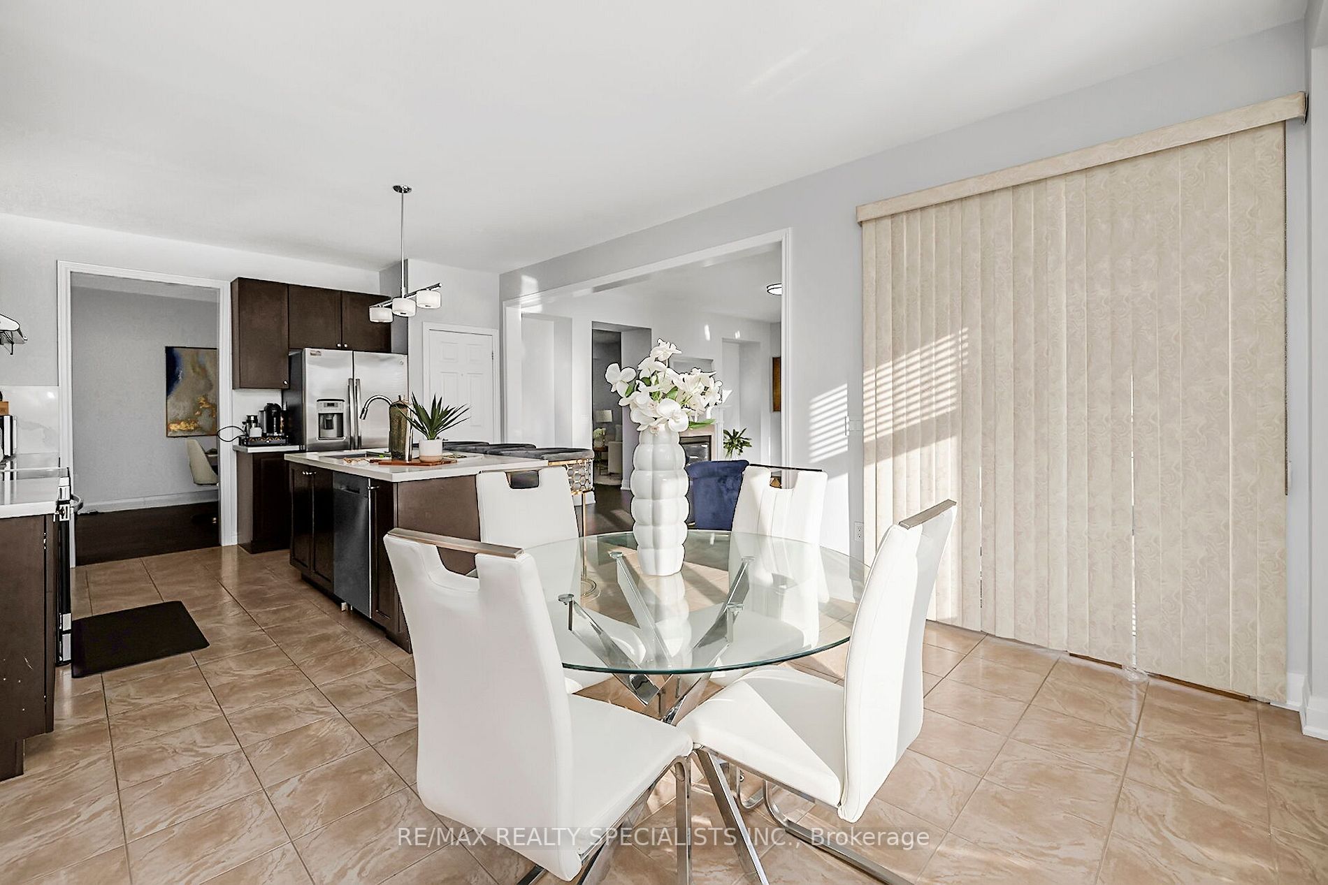 645 Armstrong Rd