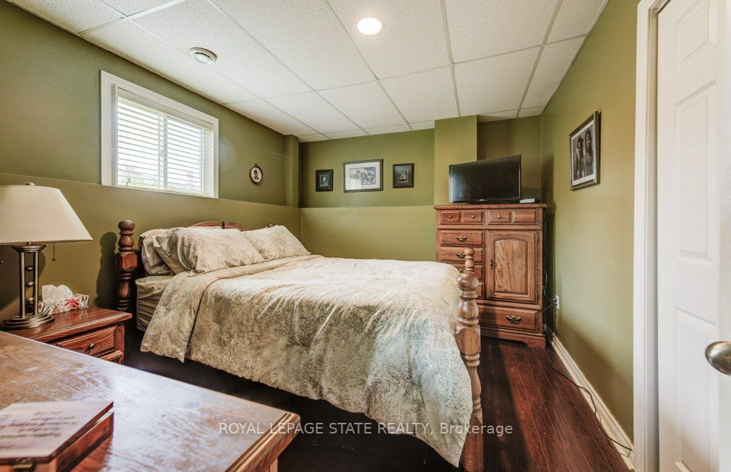 86 Golden Acres Dr