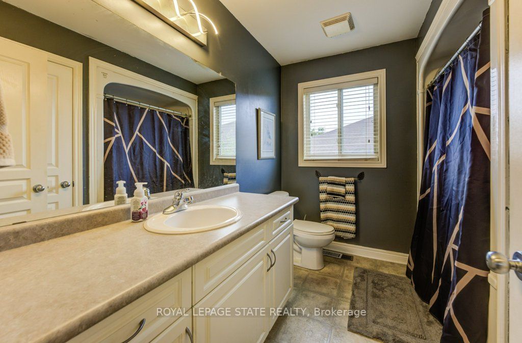 86 Golden Acres Dr