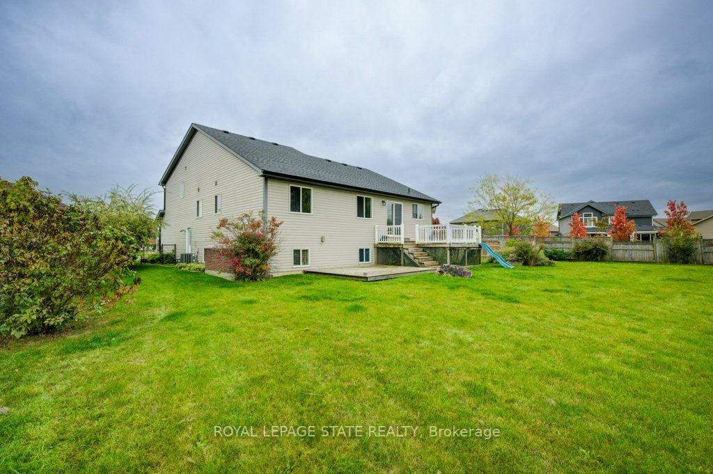 86 Golden Acres Dr