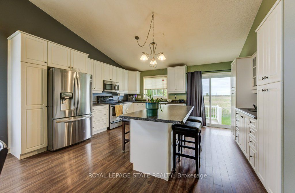 86 Golden Acres Dr