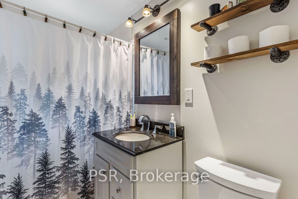 39 Castlefield Dr