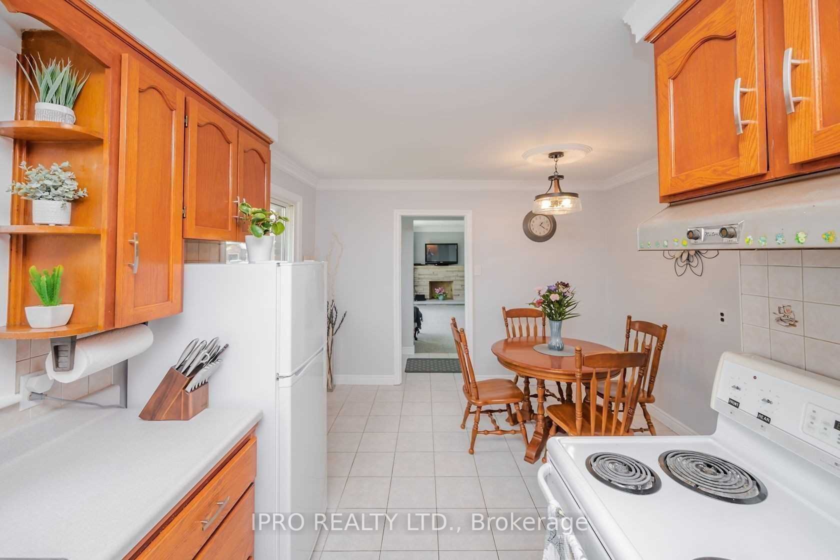 20 Highland West (Upper Rd