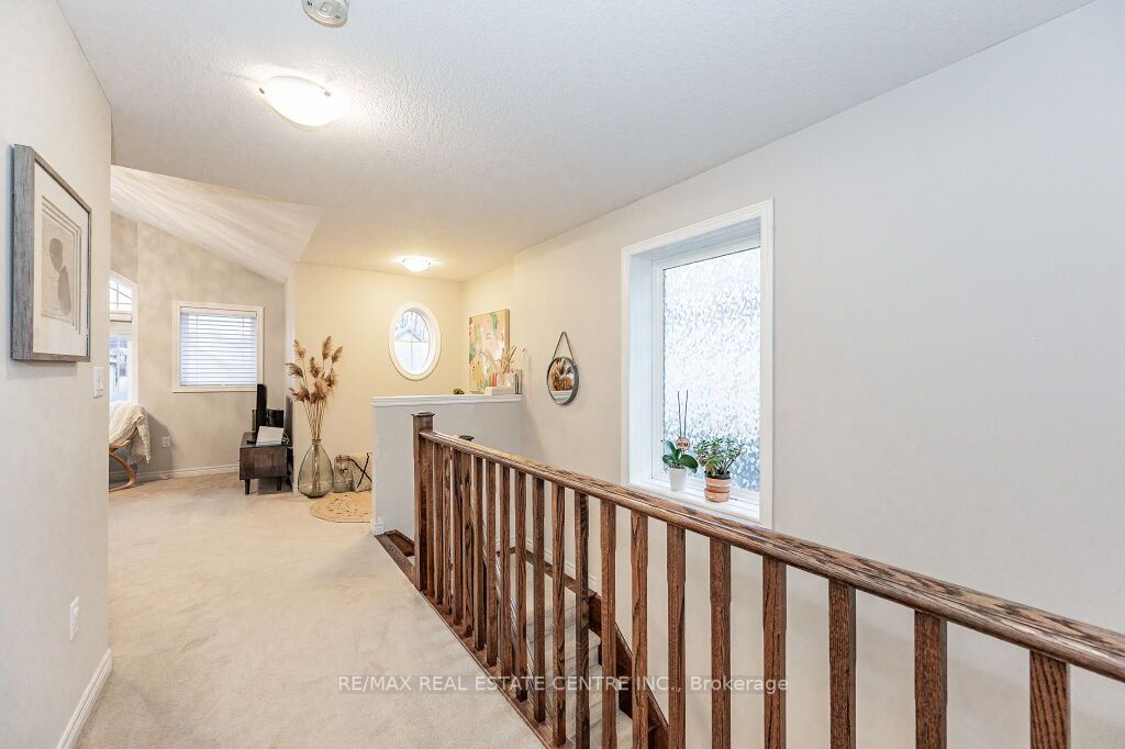 14 Forest Creek Dr