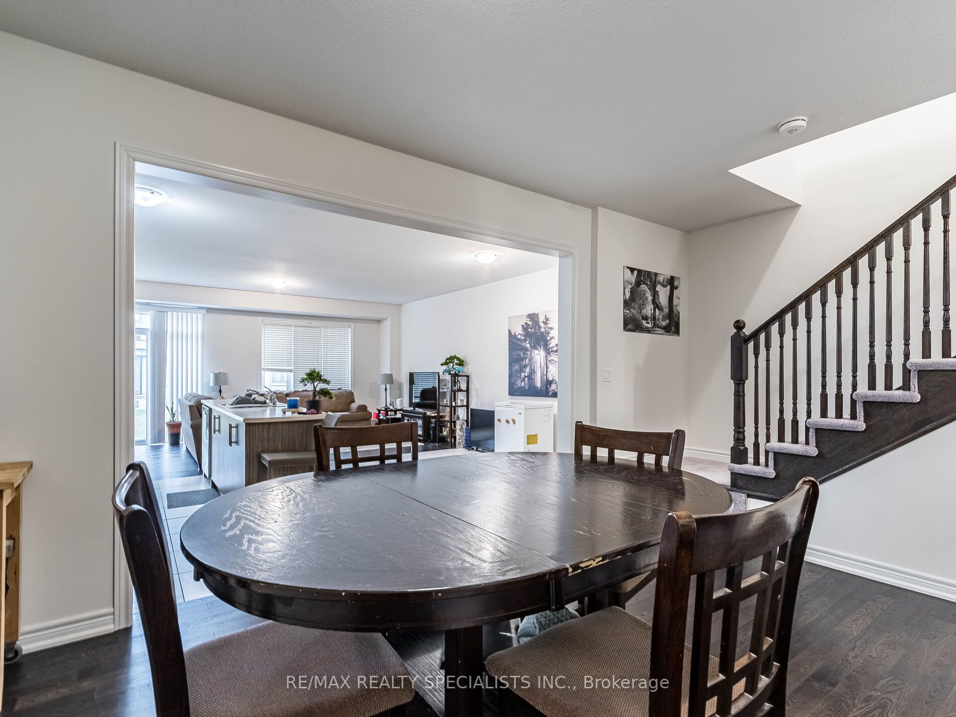 166 Deerpath Dr, #104