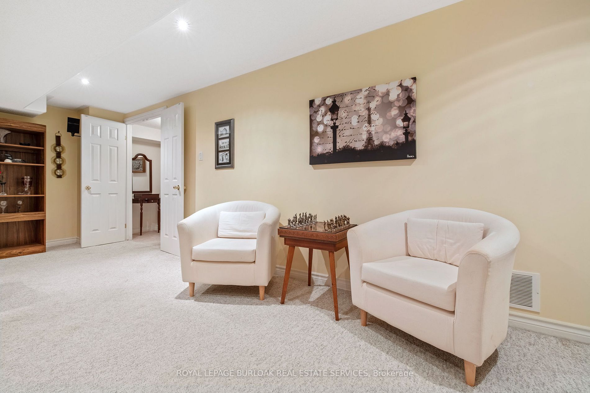 98 Southbrook Dr, #5