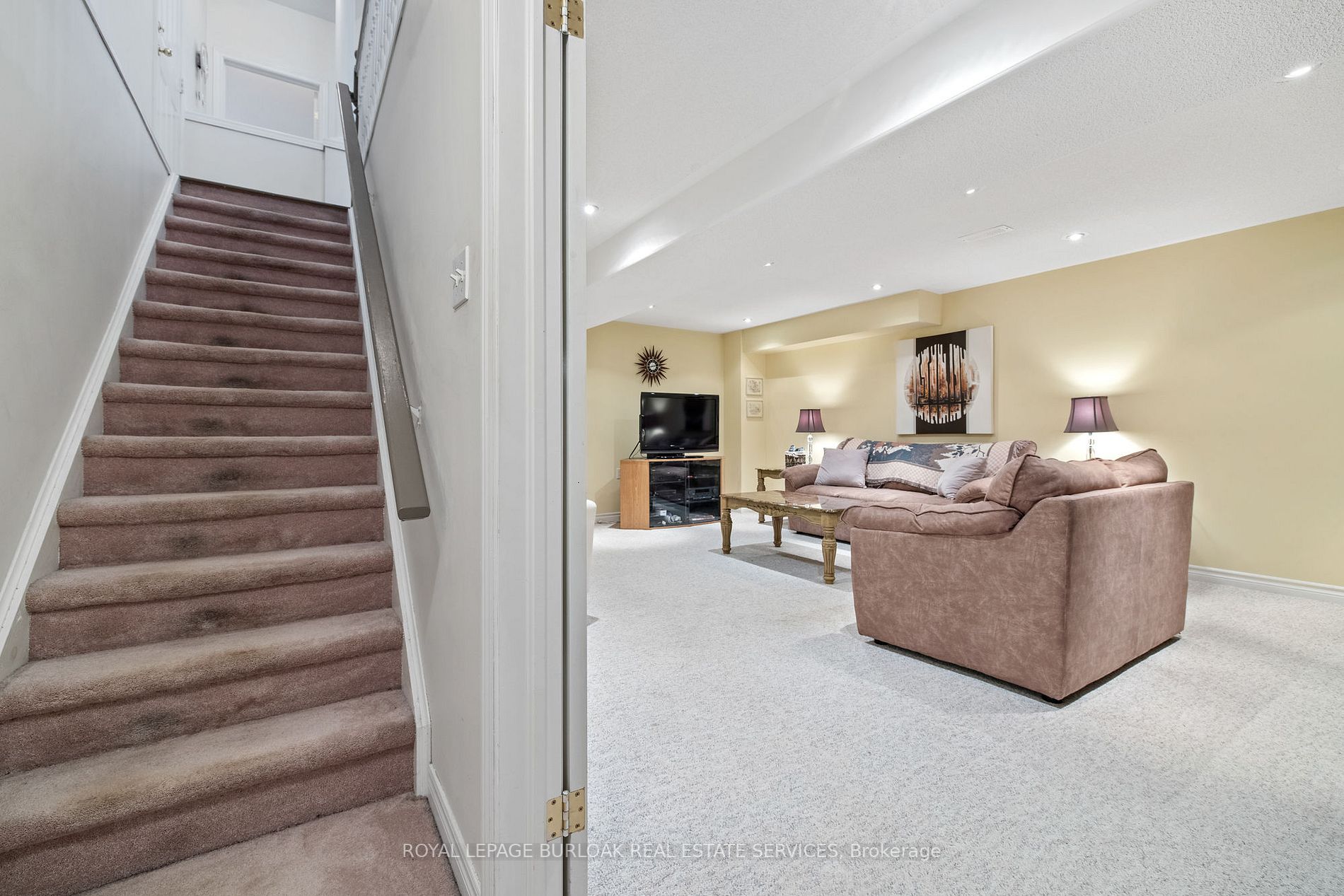 98 Southbrook Dr, #5