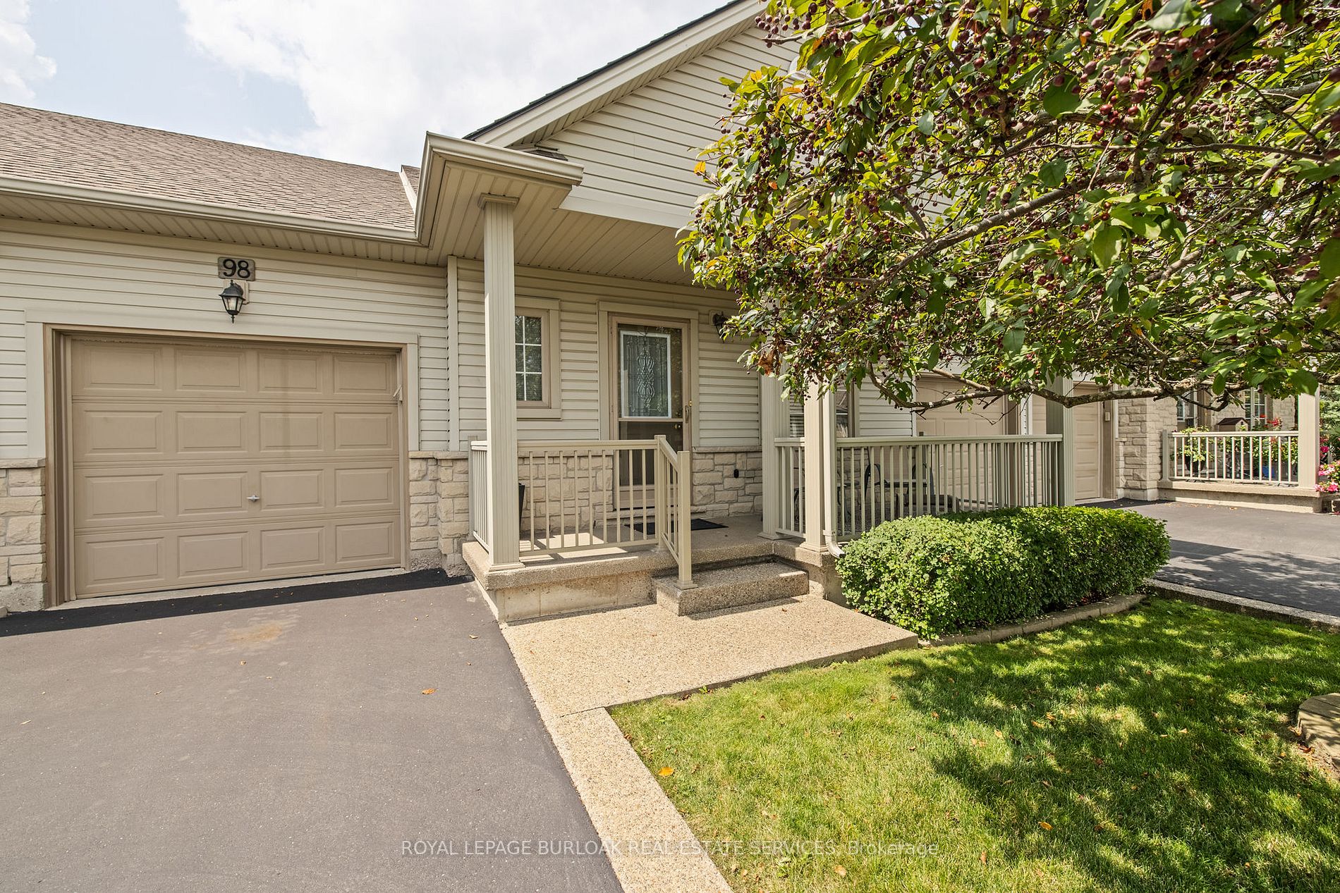 98 Southbrook Dr, #5