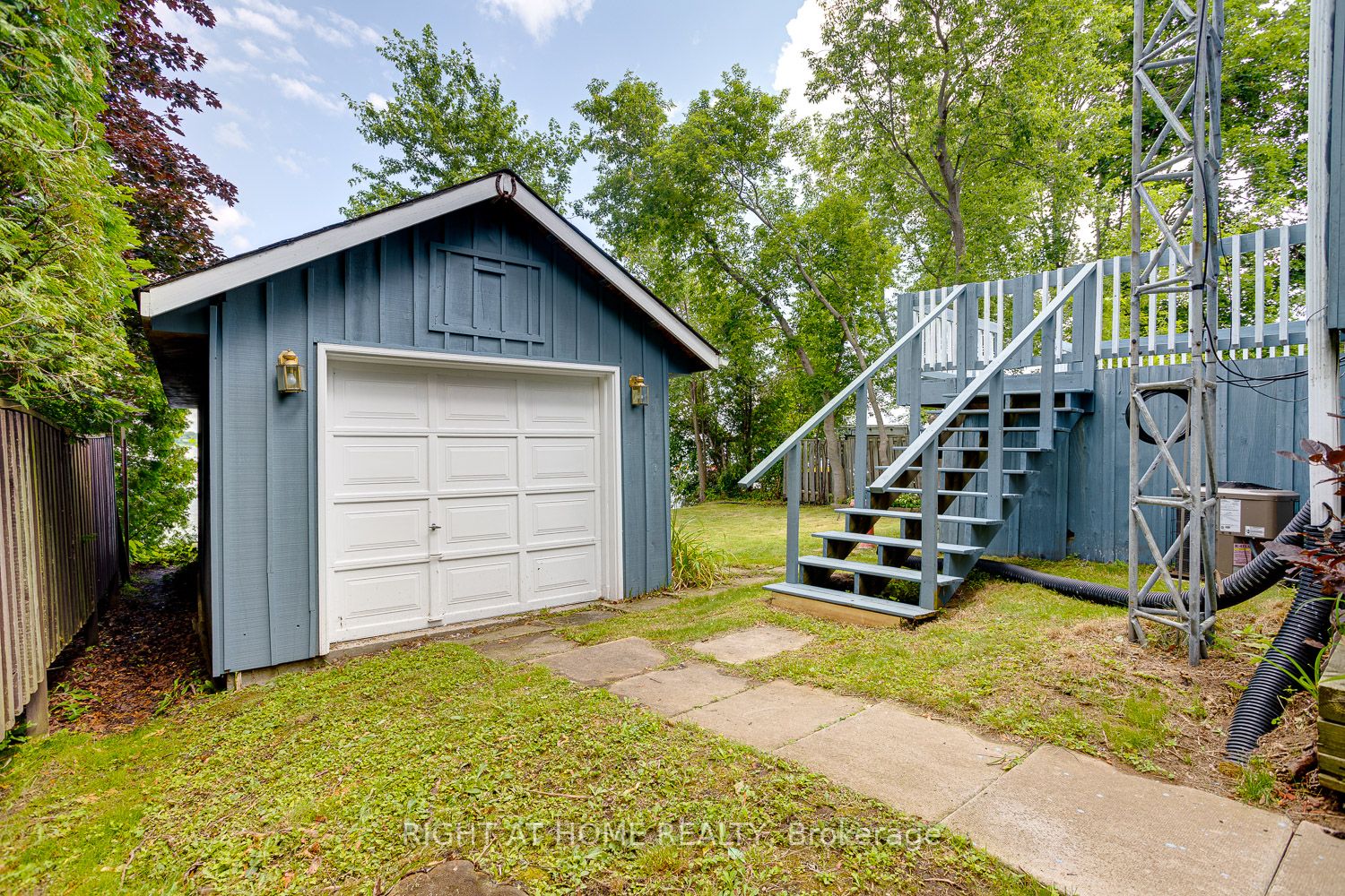 13 Mcgill Dr