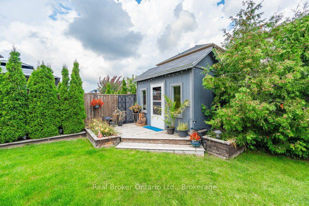 64 Midanbury Way