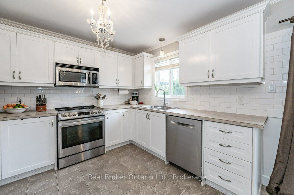 64 Midanbury Way