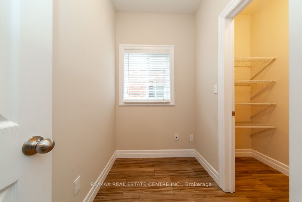 153 Green Gate Blvd