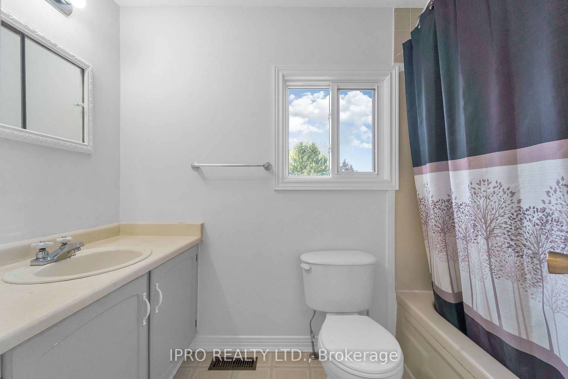 22 Timberlane Cres