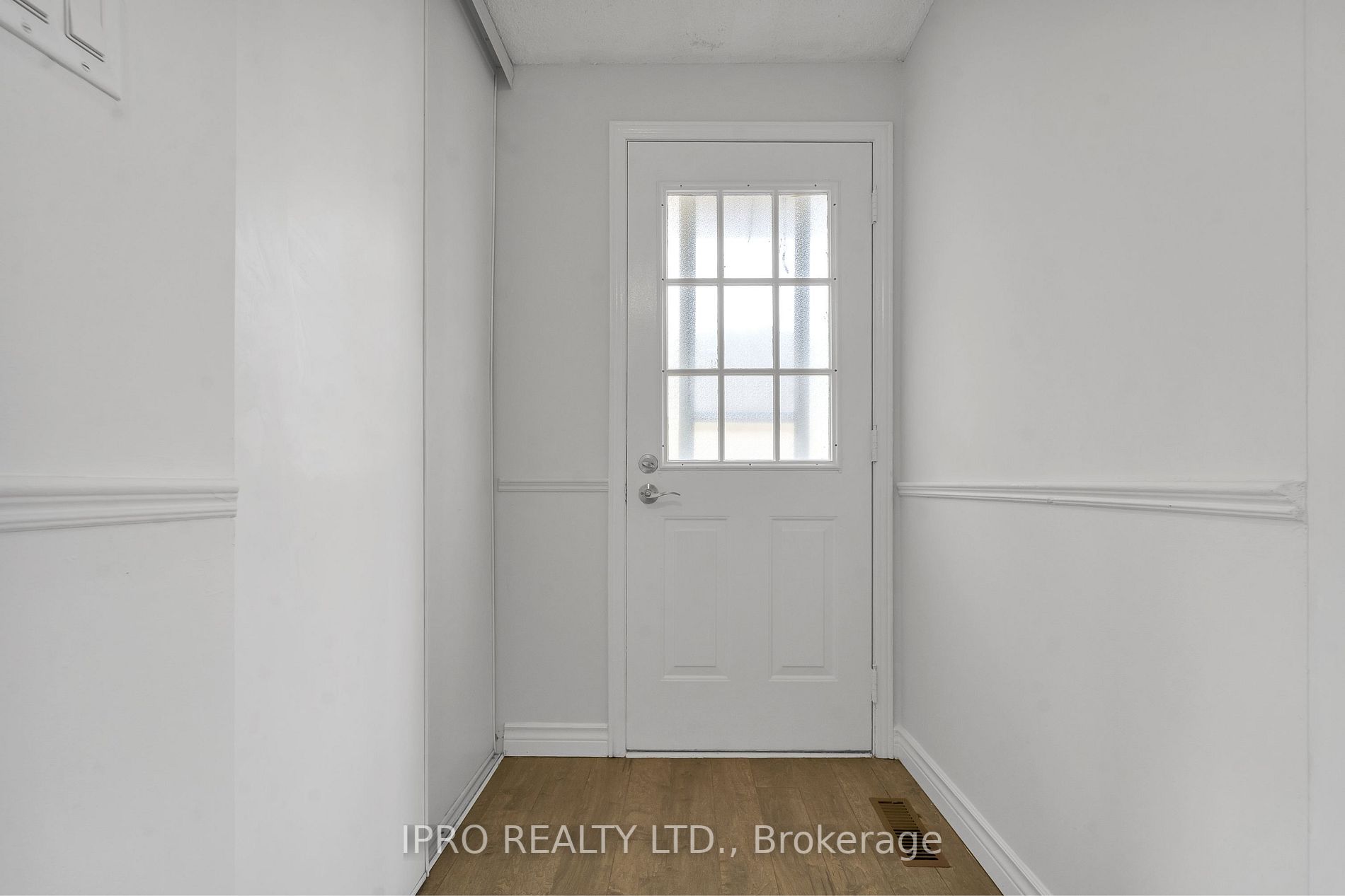 22 Timberlane Cres