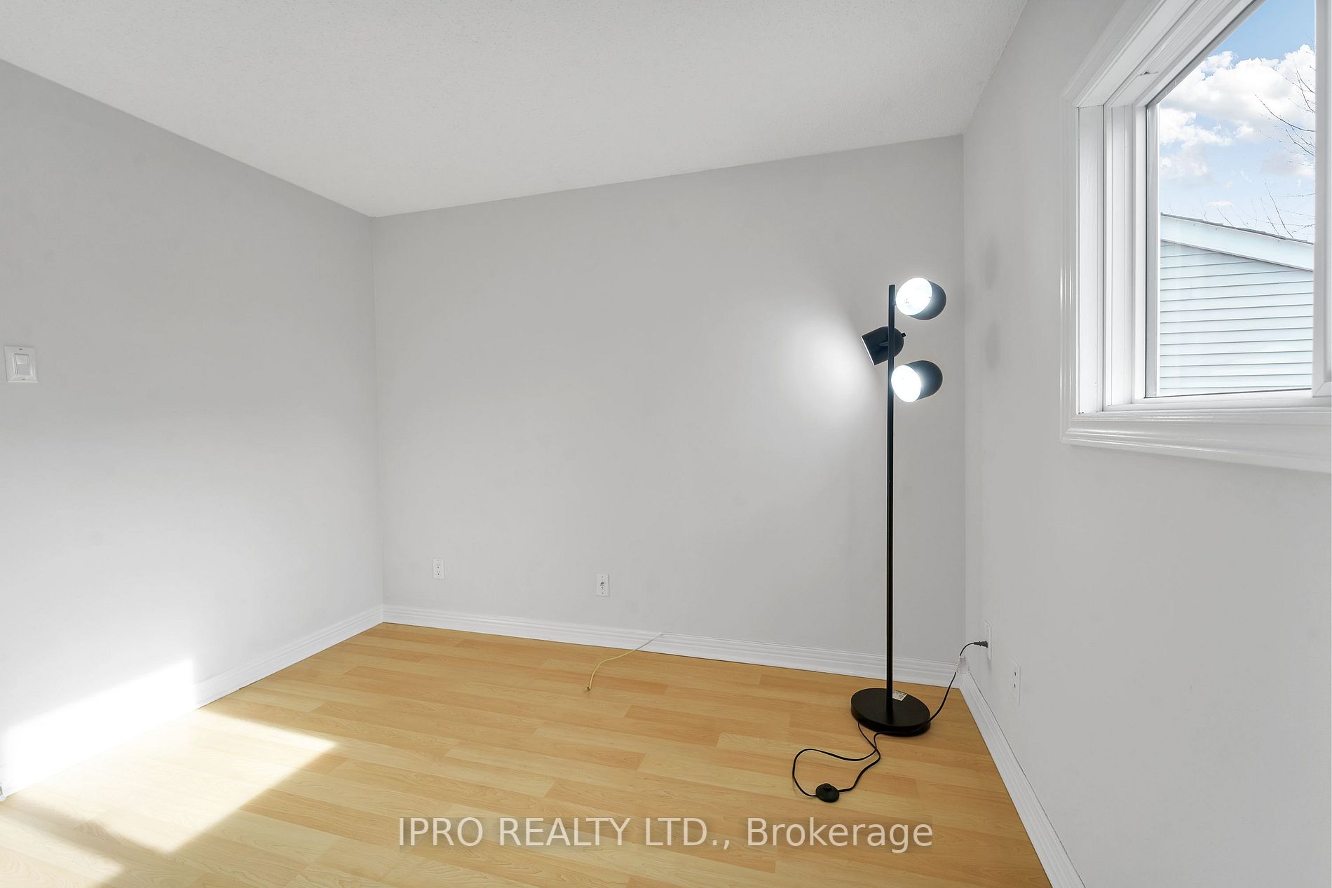 22 Timberlane Cres