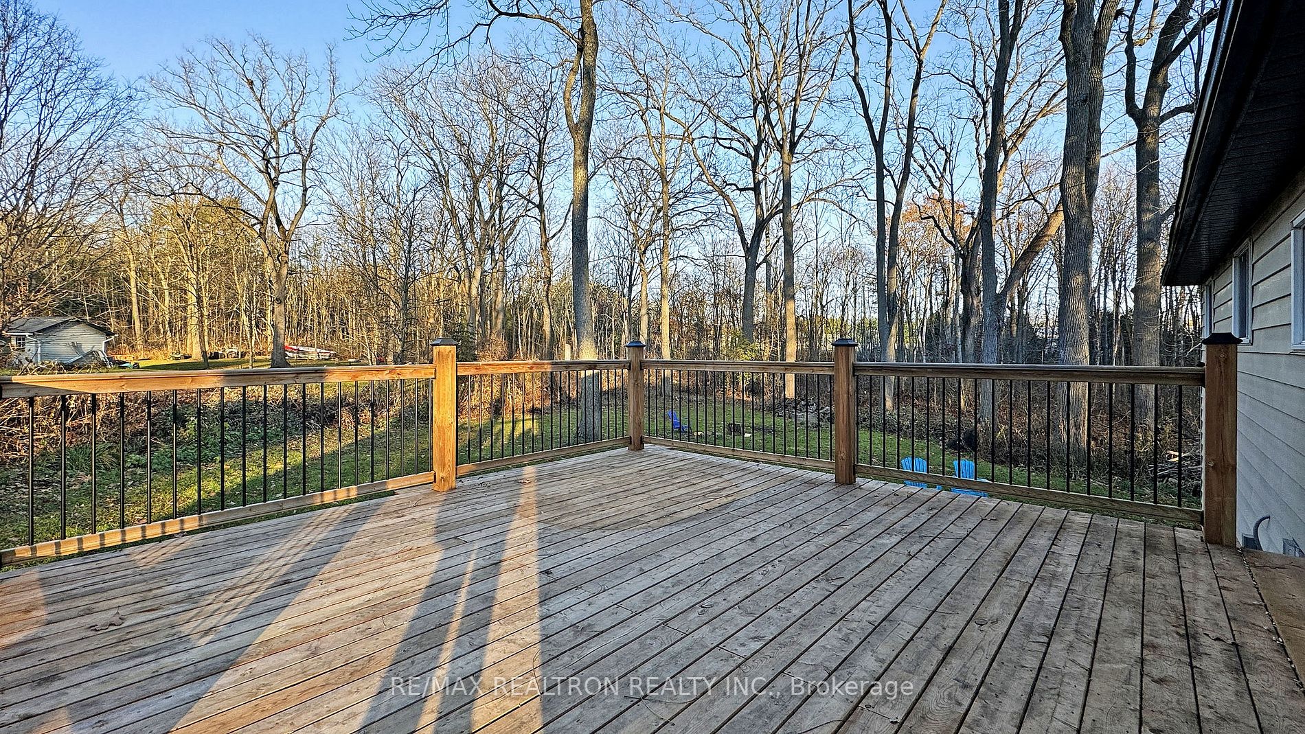 561 Brimley Rd N