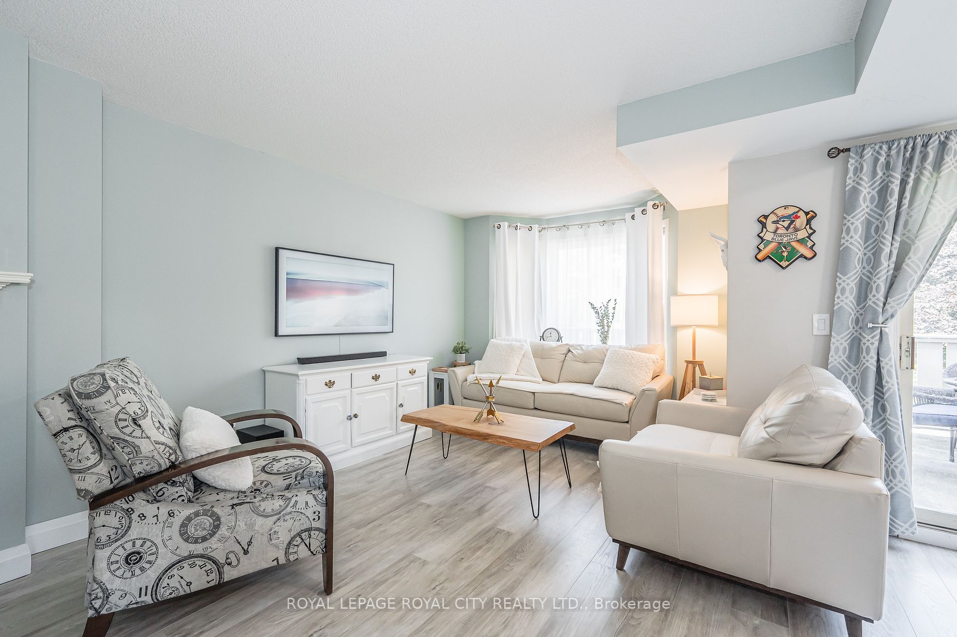 941 Gordon St, #33