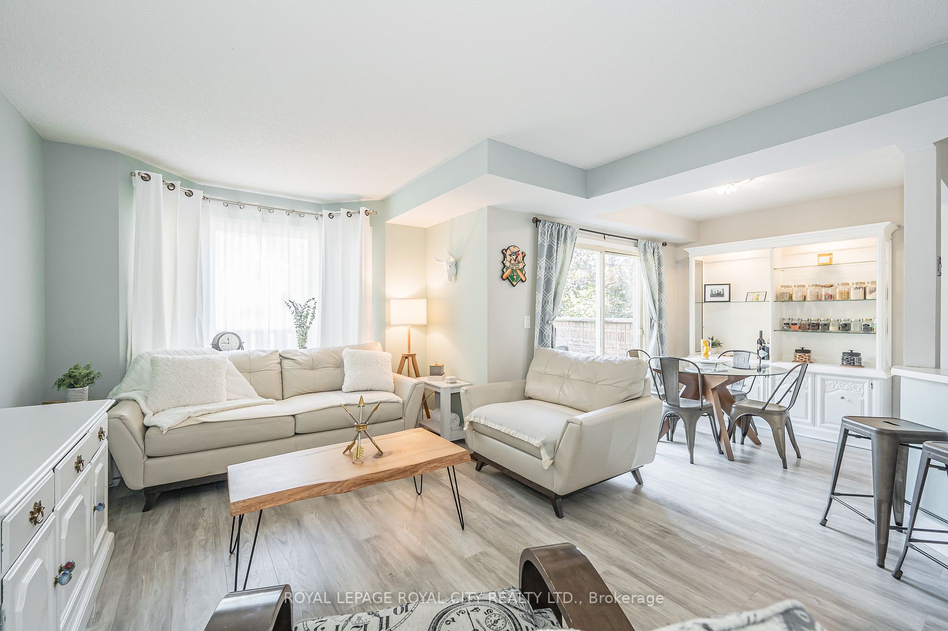 941 Gordon St, #33