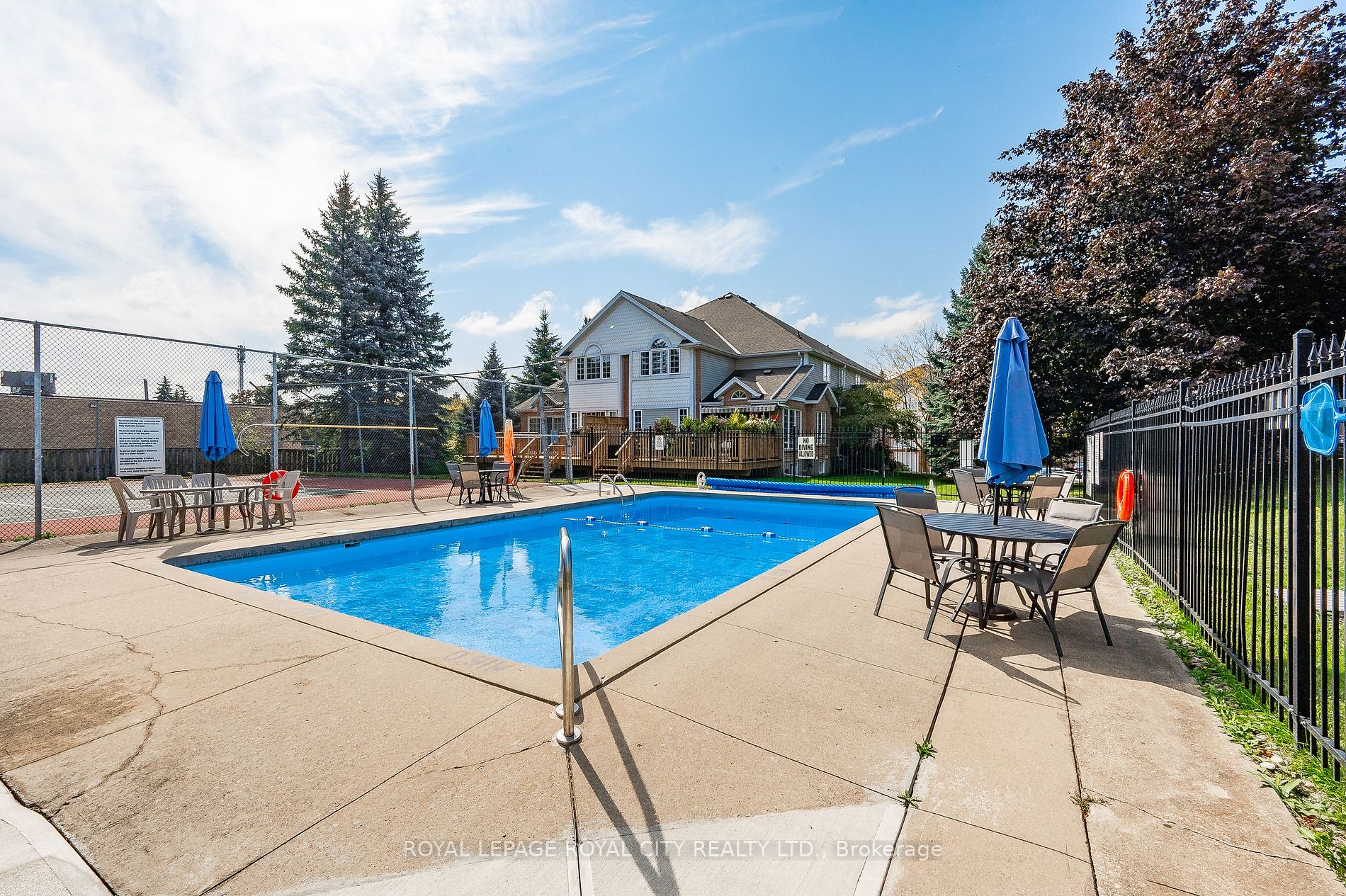 941 Gordon St, #33